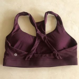 Lululemon sports bra
